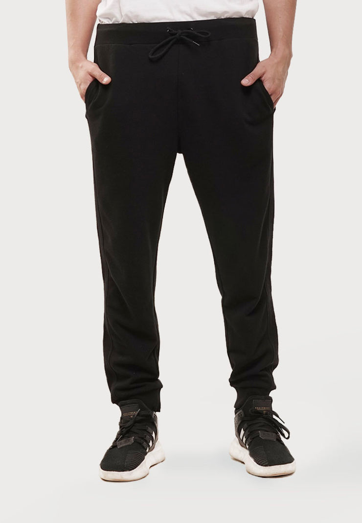 Wildlife Jogger Pants - Black